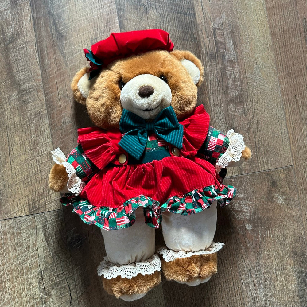 Girls Kmart Corporation 1994 Stuffed Animal Red Green Christmas Fancy Bear